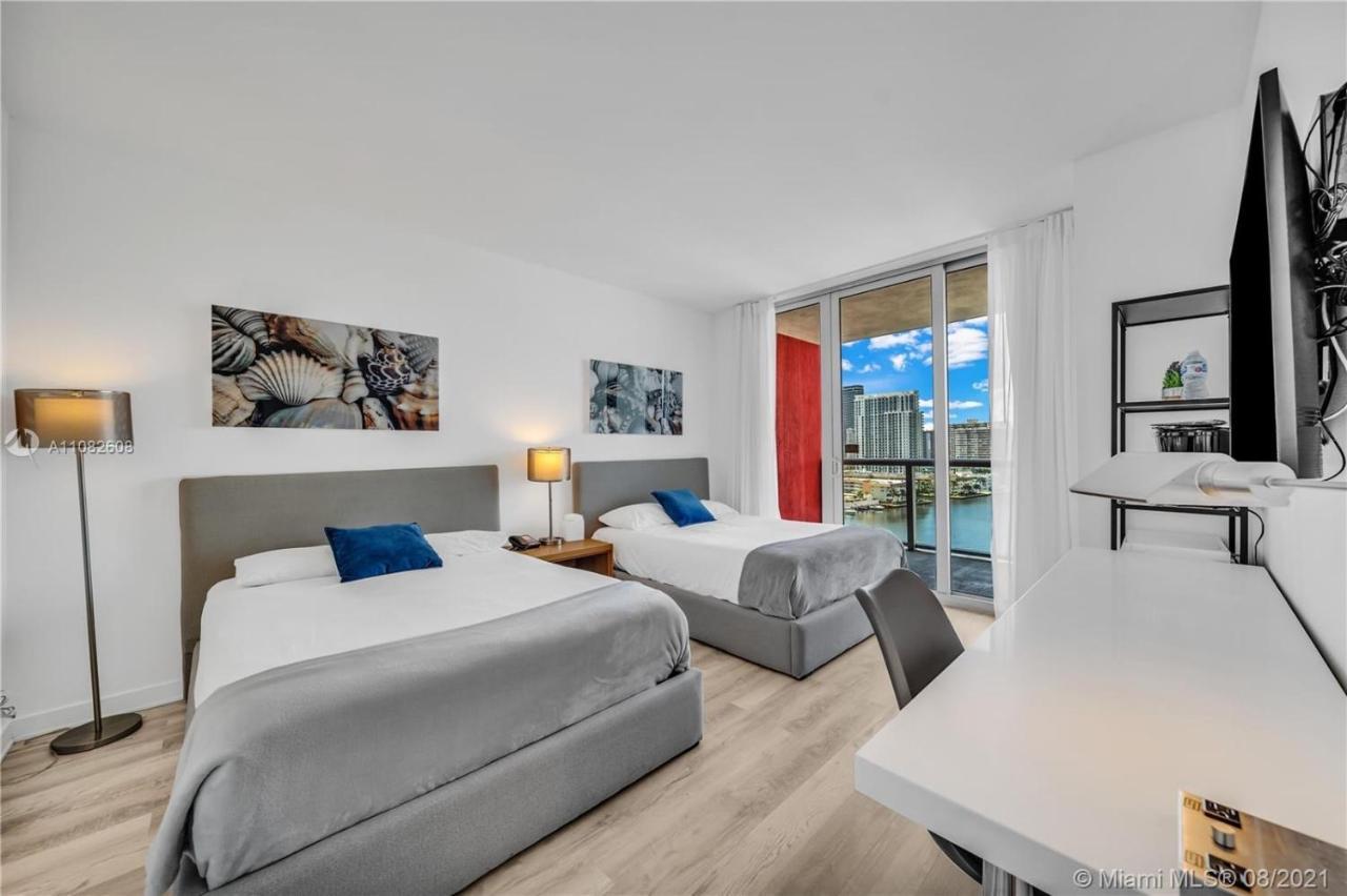 Amazing Studio Apmt 2 Full Beds Amazing View 28B Hallandale Beach Exterior photo